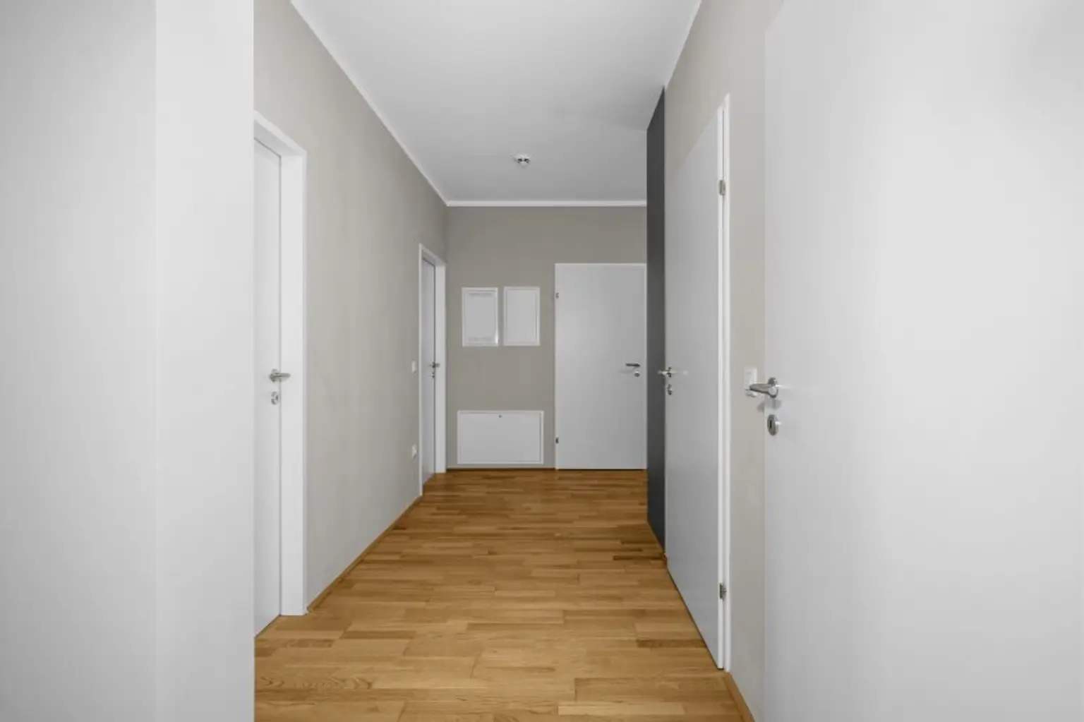 Q-Tower ! Moderne 3 Zimmer mit Balkon & Stellplatz/ +++RE/MAX Trend+++