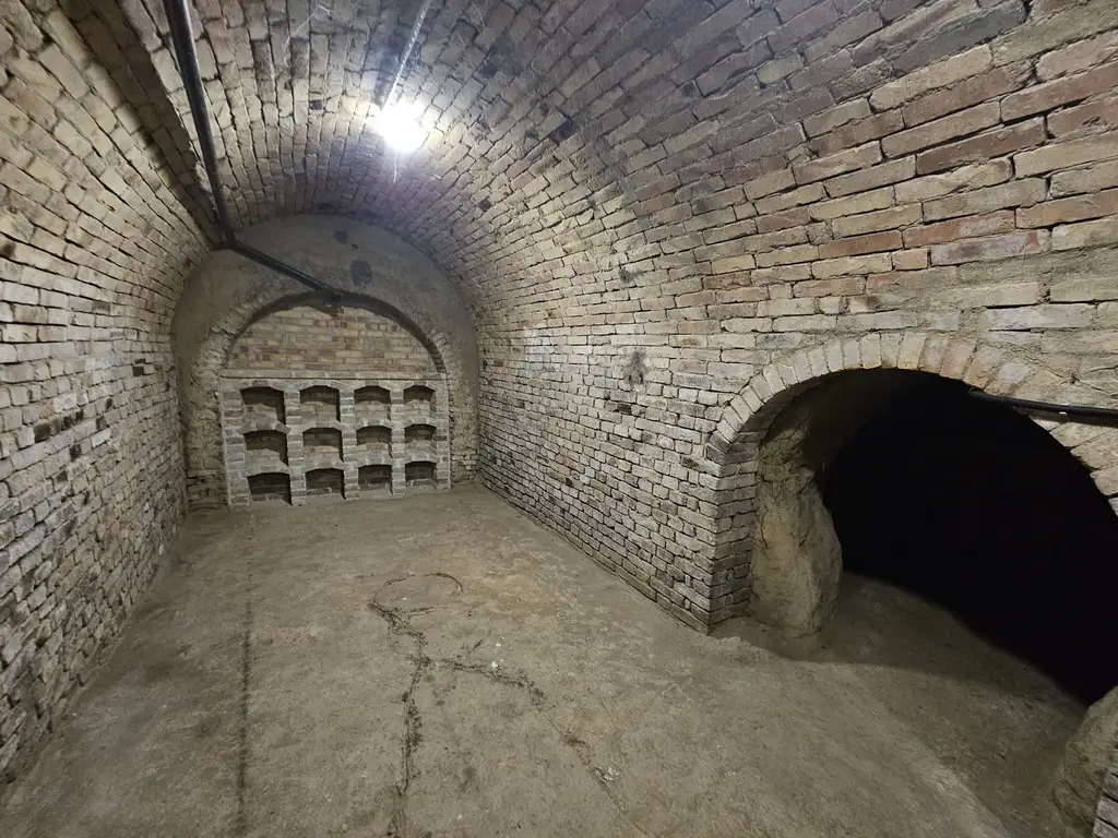Sanierter Weinkeller mit historischem Charme in idyllischer Lage