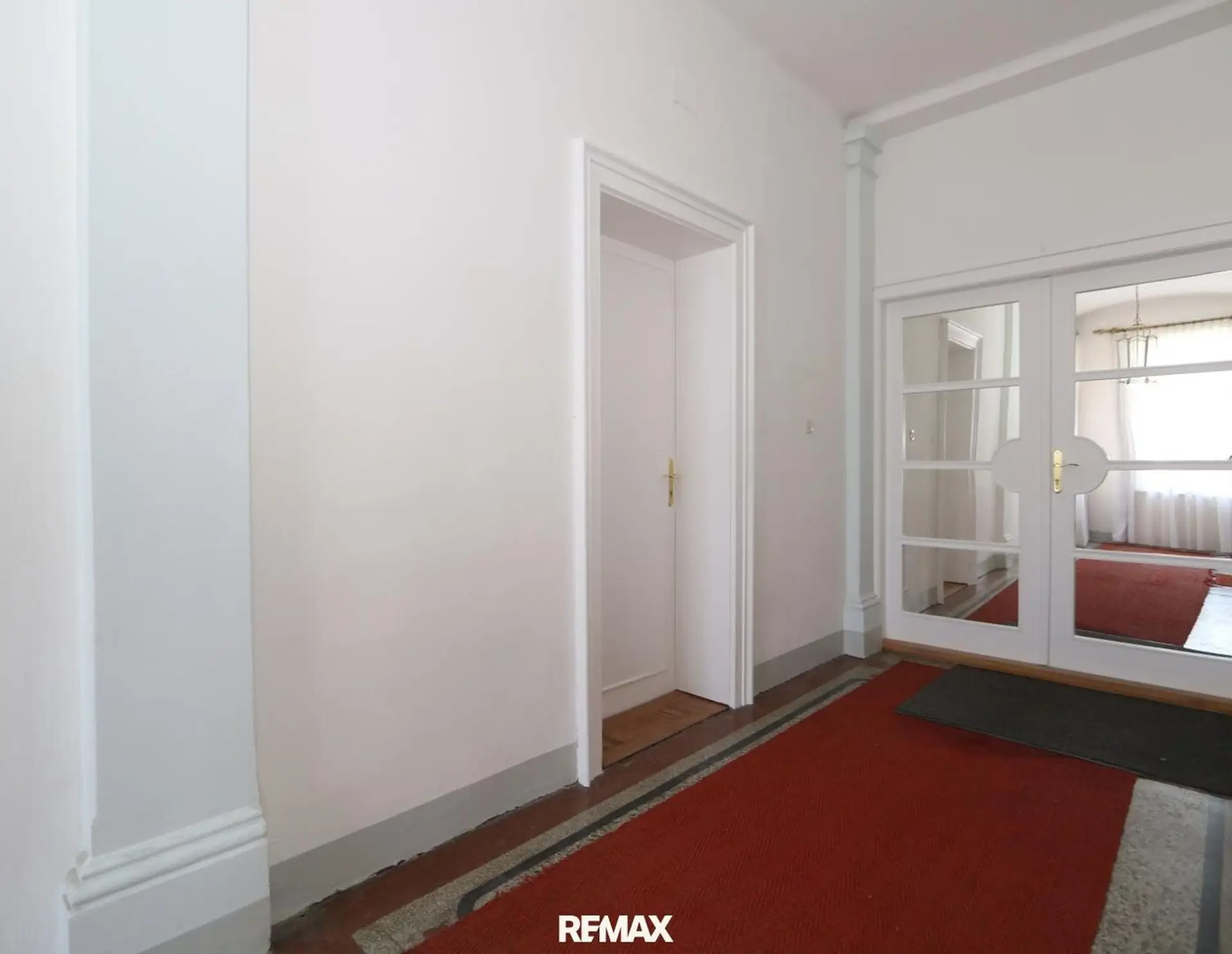 Altehrwürdige, Großzügige Räumlichkeiten in Welser Villa
