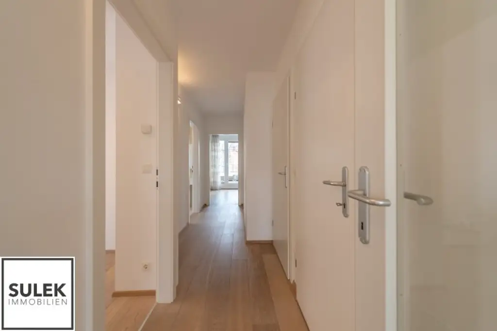 traumhafte Wohnung mit großen Terrassen, 2 separaten Schlafbereichen und 2 Stapelparkplätzen