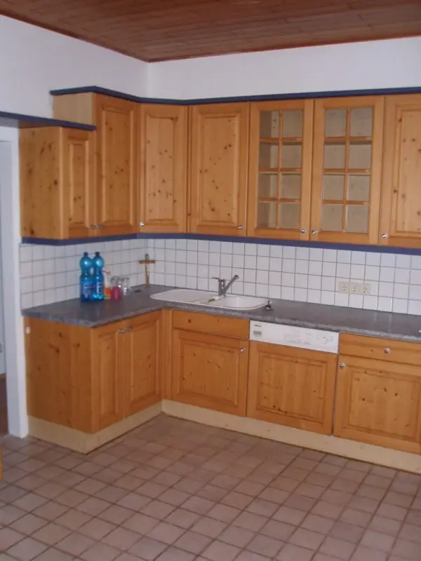 Traumhaftes Mehrfamilienhaus in Mistelbach – 3 Wohneinheiten, top gepflegt, mit Stadtblick und Weinkeller!