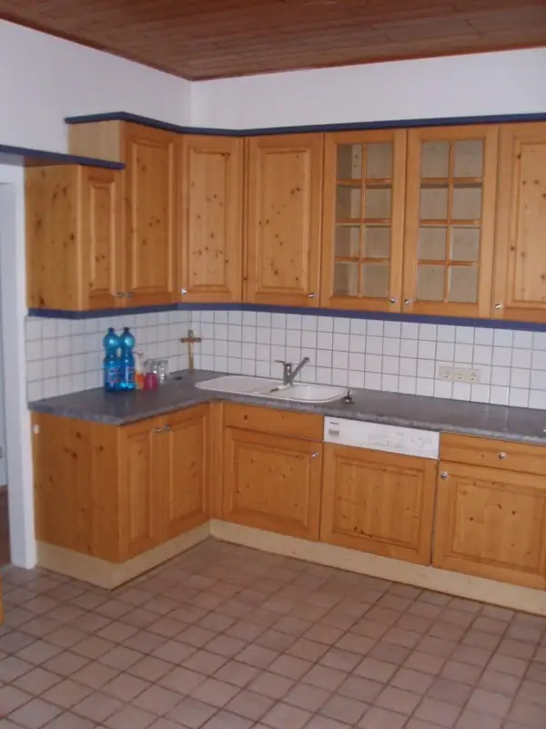 Traumhaftes Mehrfamilienhaus in Mistelbach – 3 Wohneinheiten, top gepflegt, mit Stadtblick und Weinkeller!