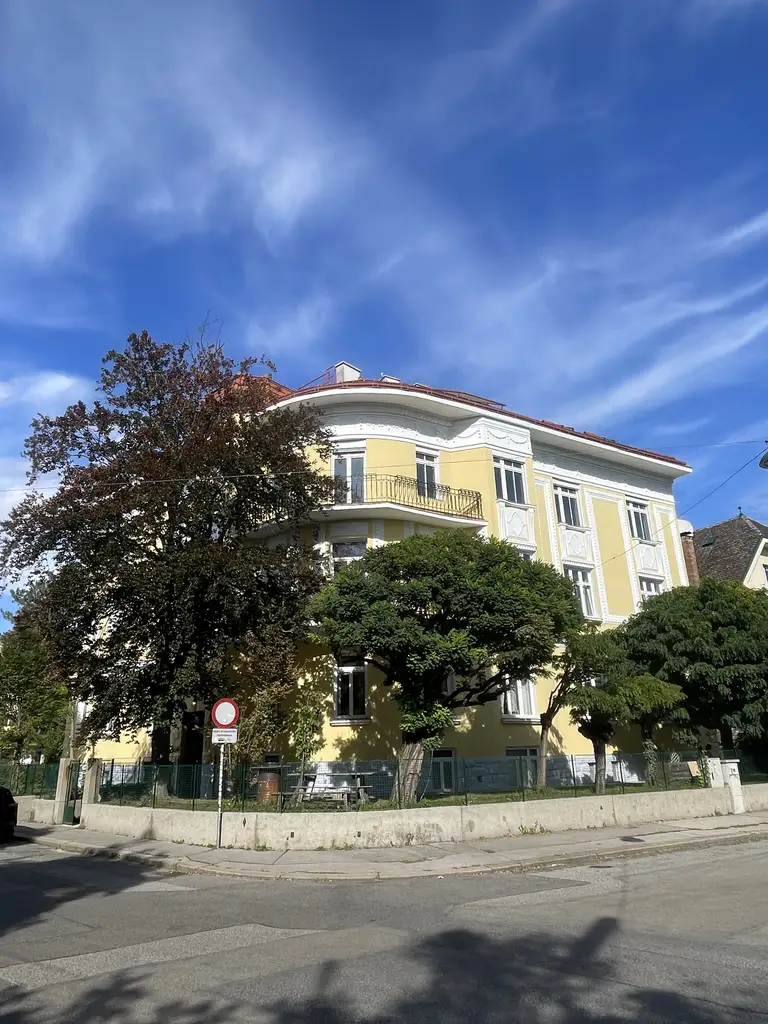 5-Zimmer-Familienwohnung mit Grünblick