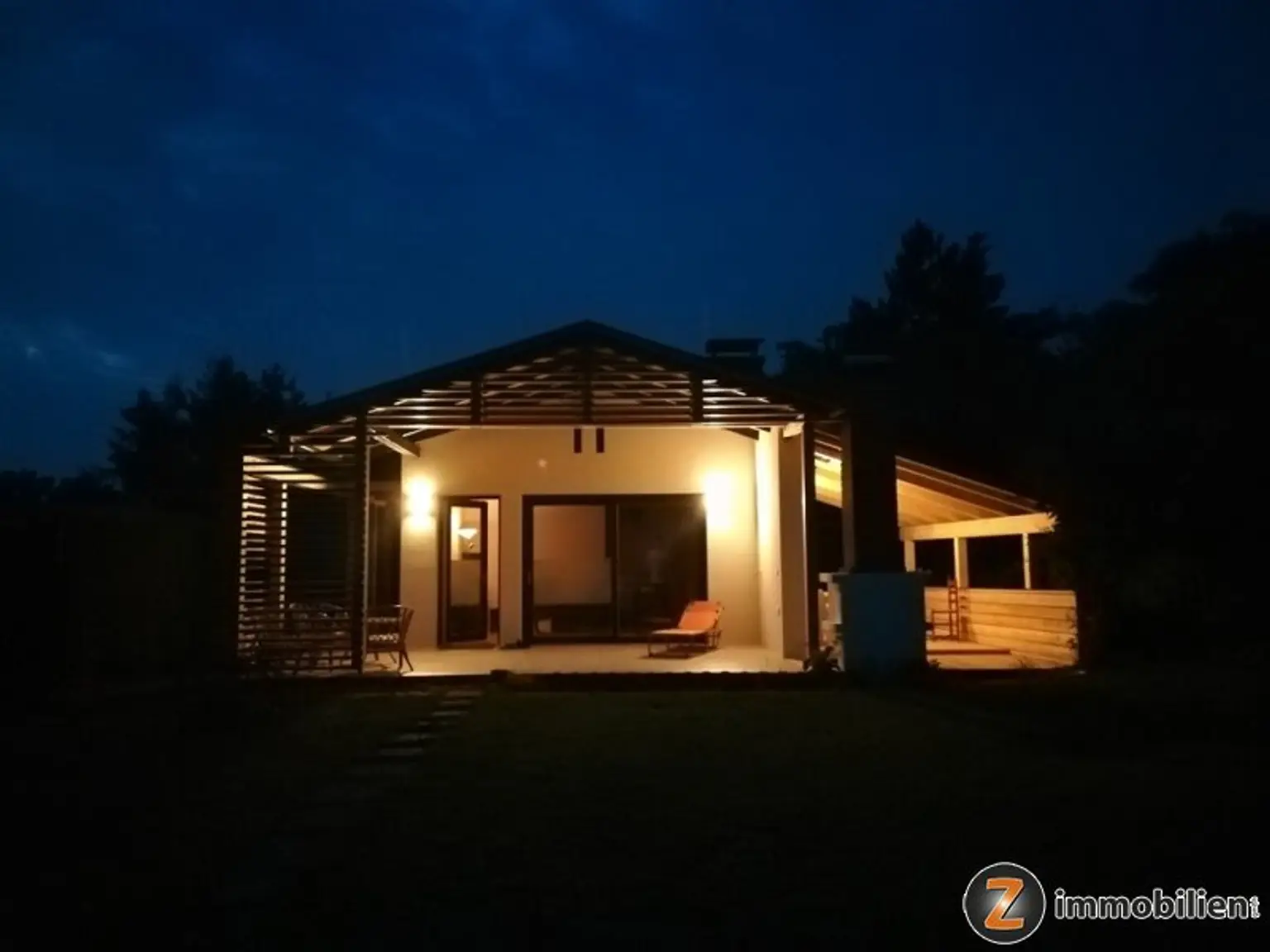 Kleines idyllisches Seehaus - erweiterbar!