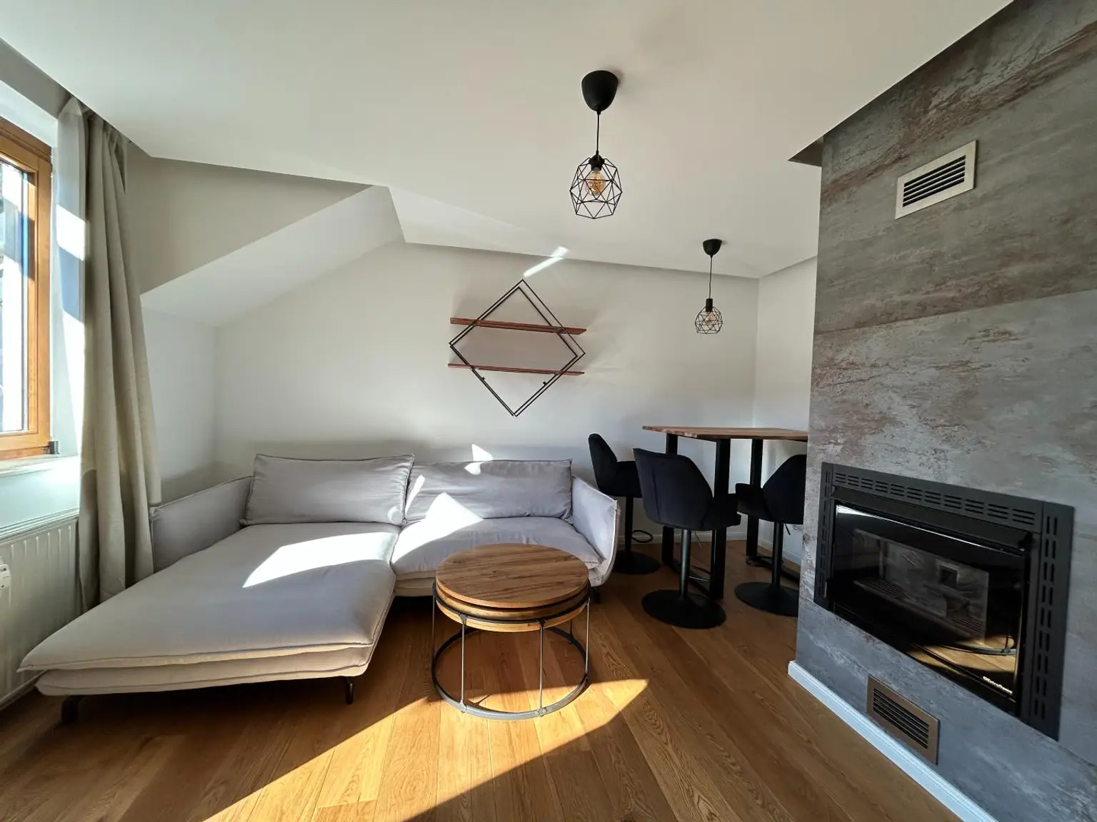 Wunderschöne Wohnung über den Dächern von Gröbming!