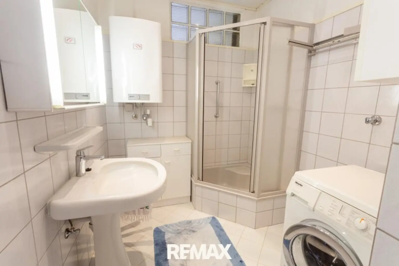 Wohnhaus_OG_Bad