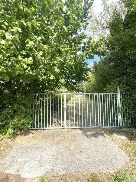 Traumhaftes Grundstück  in 1130 Wien – Ihr Eigenheim mit Garten und Fernblick!