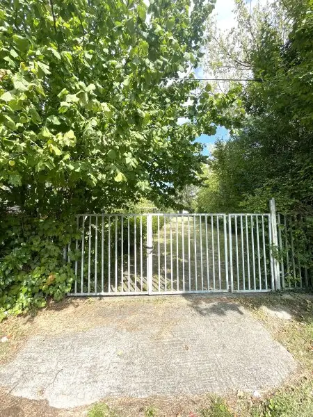 Traumhaftes Grundstück  in 1130 Wien – Ihr Eigenheim mit Garten und Fernblick!