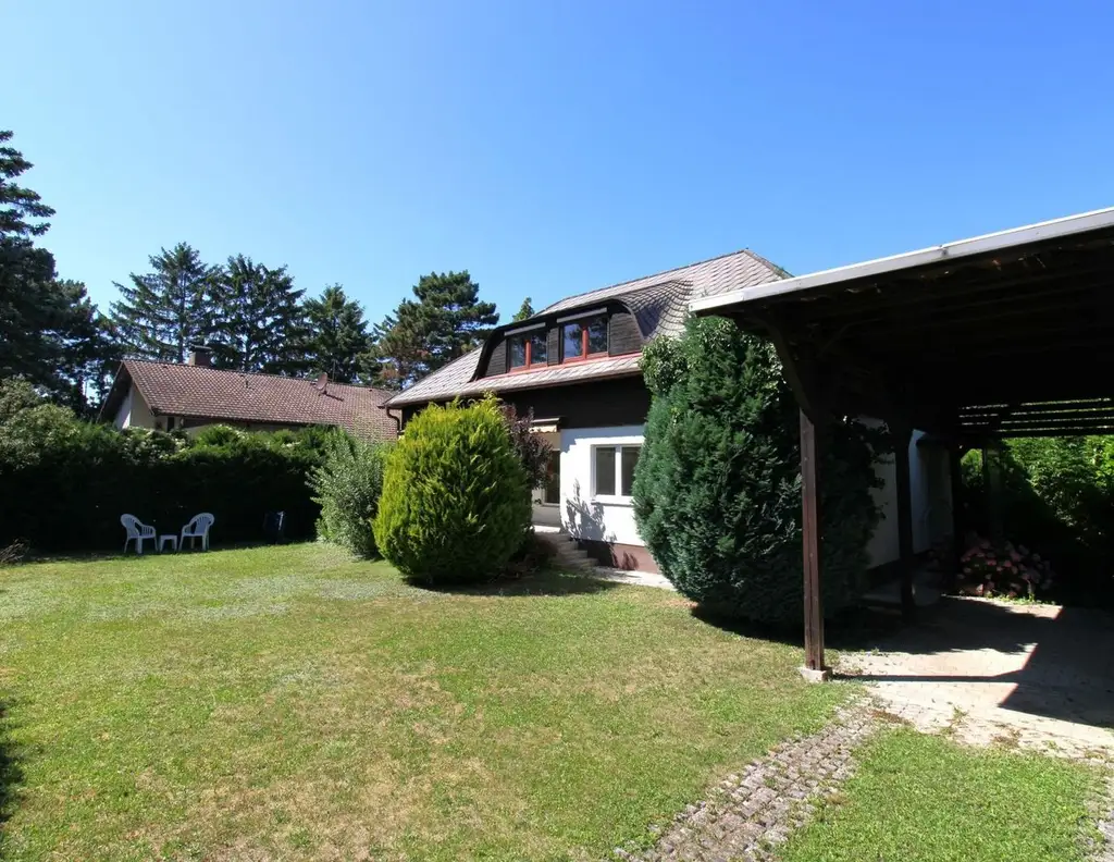 Wohlfühloase für Naturliebhaber: Großzügiges Einfamilienhaus in unmittelbarer Nähe zum Neufelder See