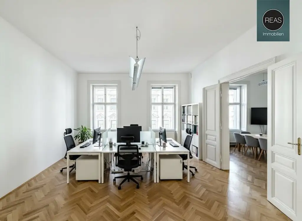 Klimatisiertes Büro bei neuer U5 Station! Repräsentatives Haus in bester Innenstadtlage bei der Votivkirche!