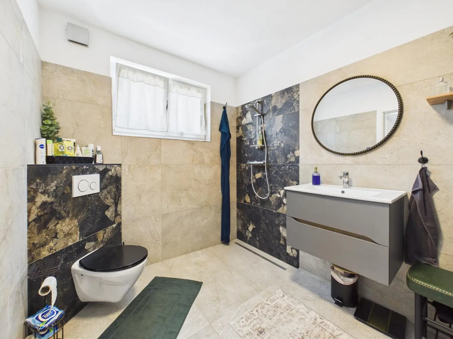 Badezimmer 2