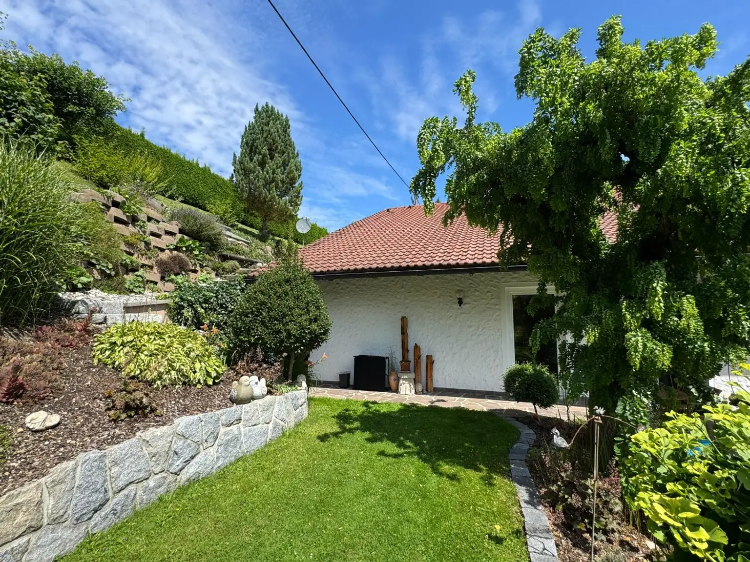 Haus mit HERZ, toller Garten, große Terrasse, herrlicher Ausblick!