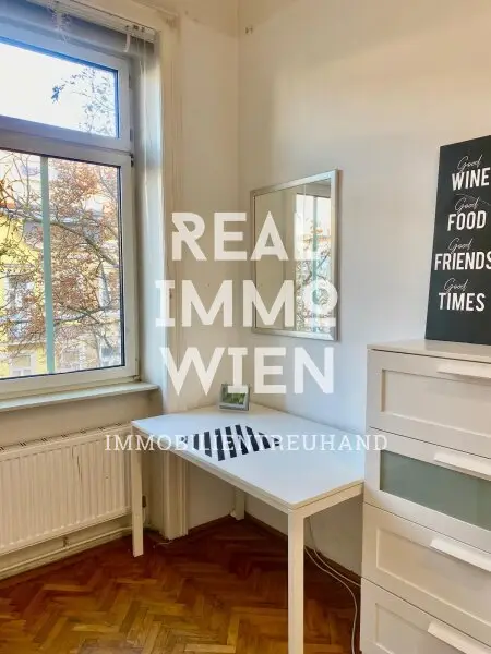 Hervorragende Anlage 5 Zimmer WG mit Stil im Gründerzeithaus