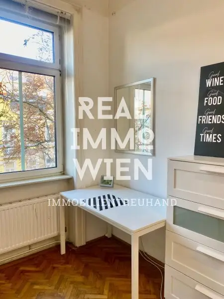 Hervorragende Anlage 5 Zimmer WG mit Stil im Gründerzeithaus