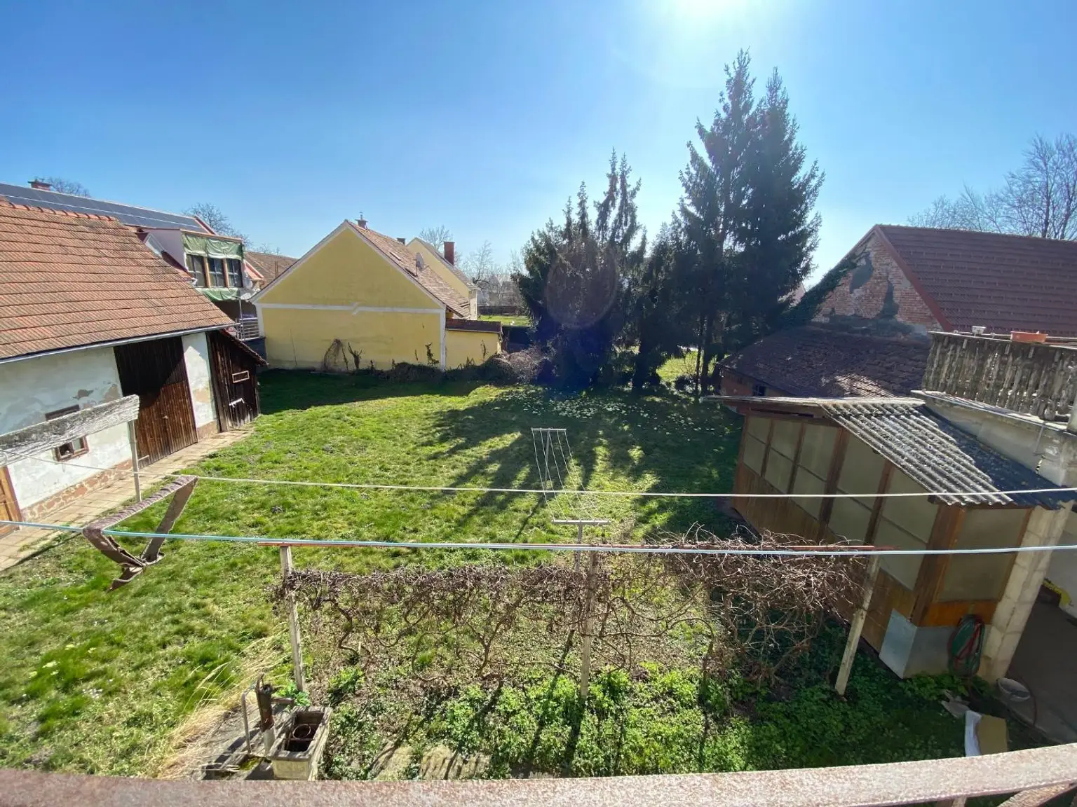 Mietshaus_Garten
