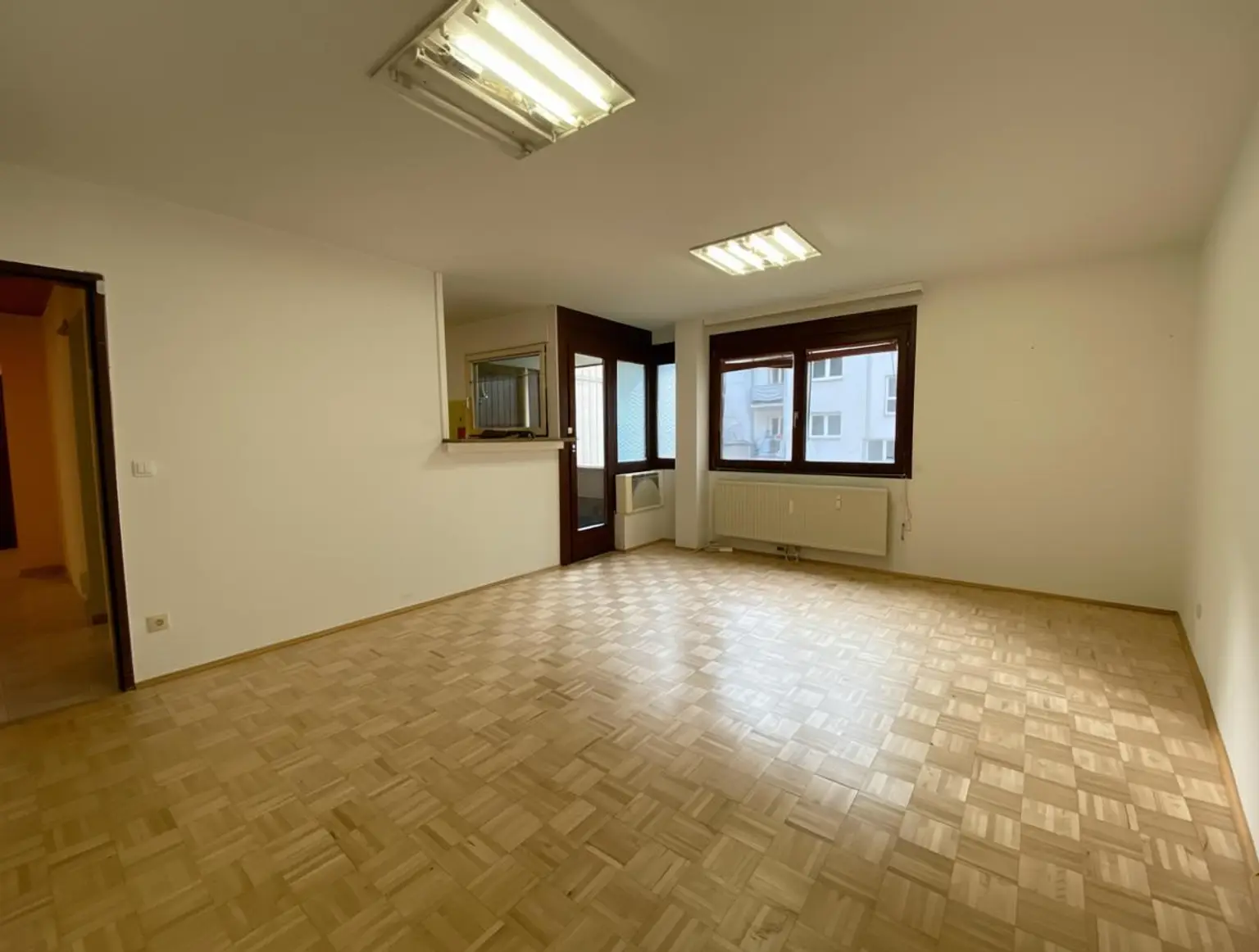Loggia-Familien-Wohnung nahe U6 und Brunnenmarkt