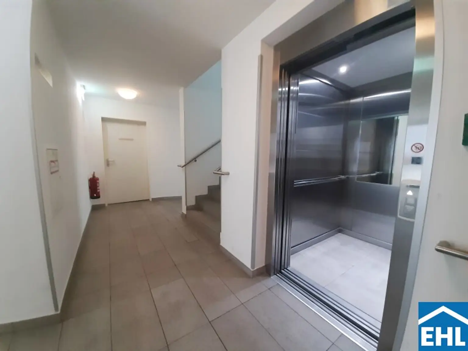 Moderne 3-Zimmer-Wohnung mit Balkon und Garagenstellplatz