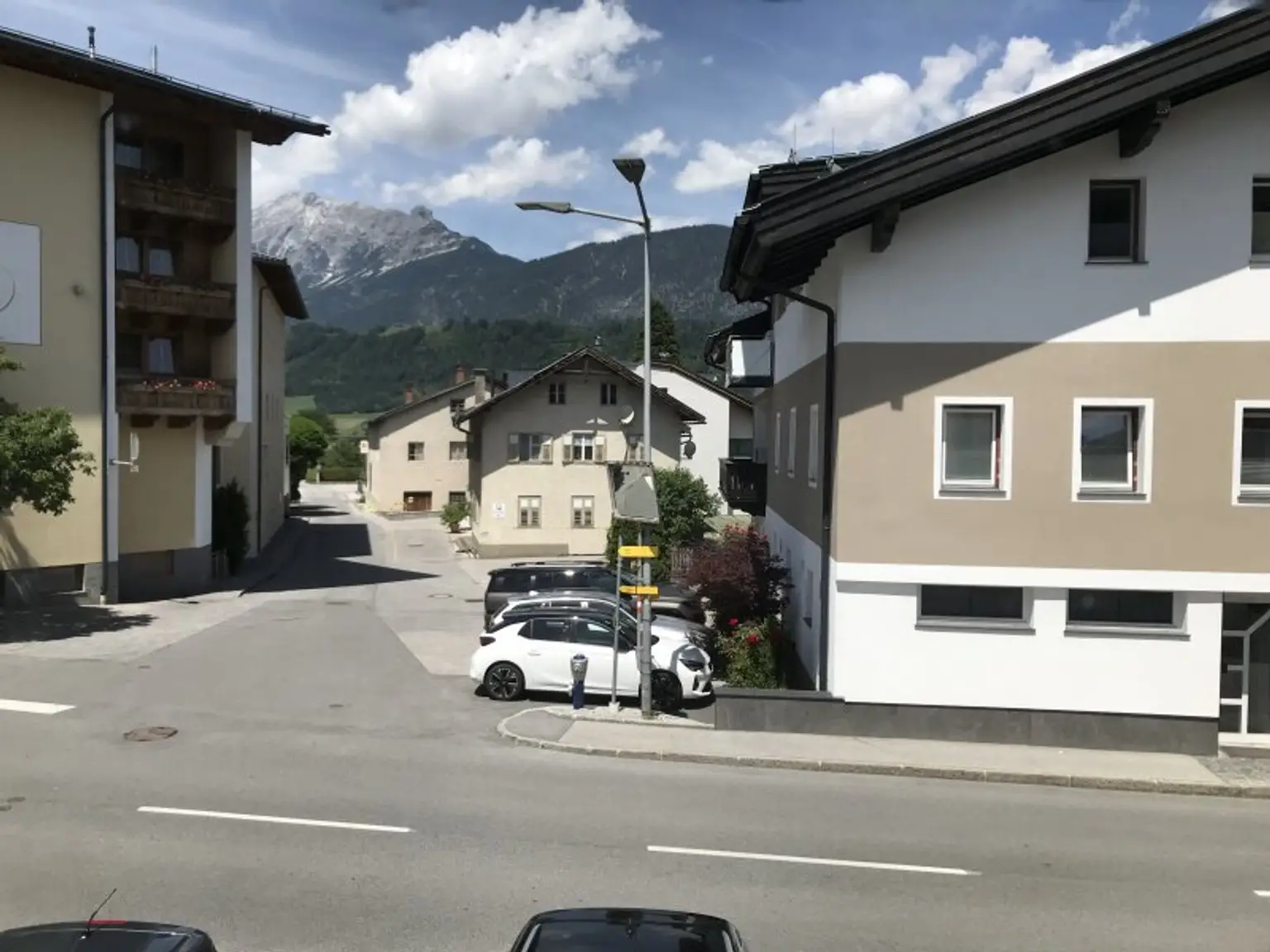 Sanierungsbedürftiges Wohnhaus in bester Wohnlage von Kolsass