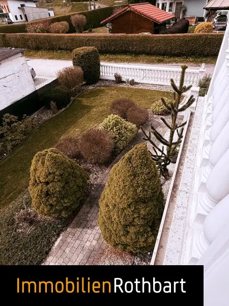 Wohnhaus mit Doppelgarage in bester Lage von St. Lorenzen!