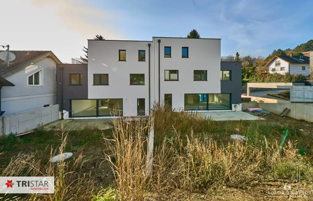 • NEU! • TOP-LAGE • ZIEGELMASSIVHÄUSER • KELLER • ERDGESCHOSS • OBERGESCHOSS • GARTEN • TERRASSE • PKW-STELLPLATZ •