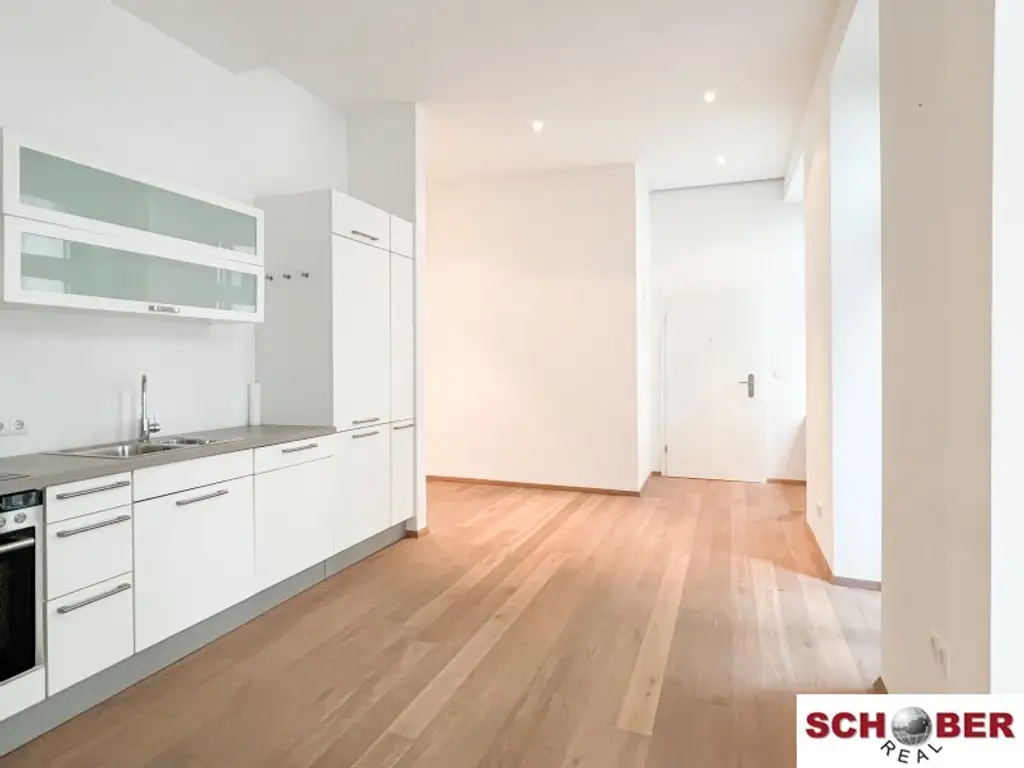 Nähe Augarten - modern sanierter Altbau mit großem Balkon