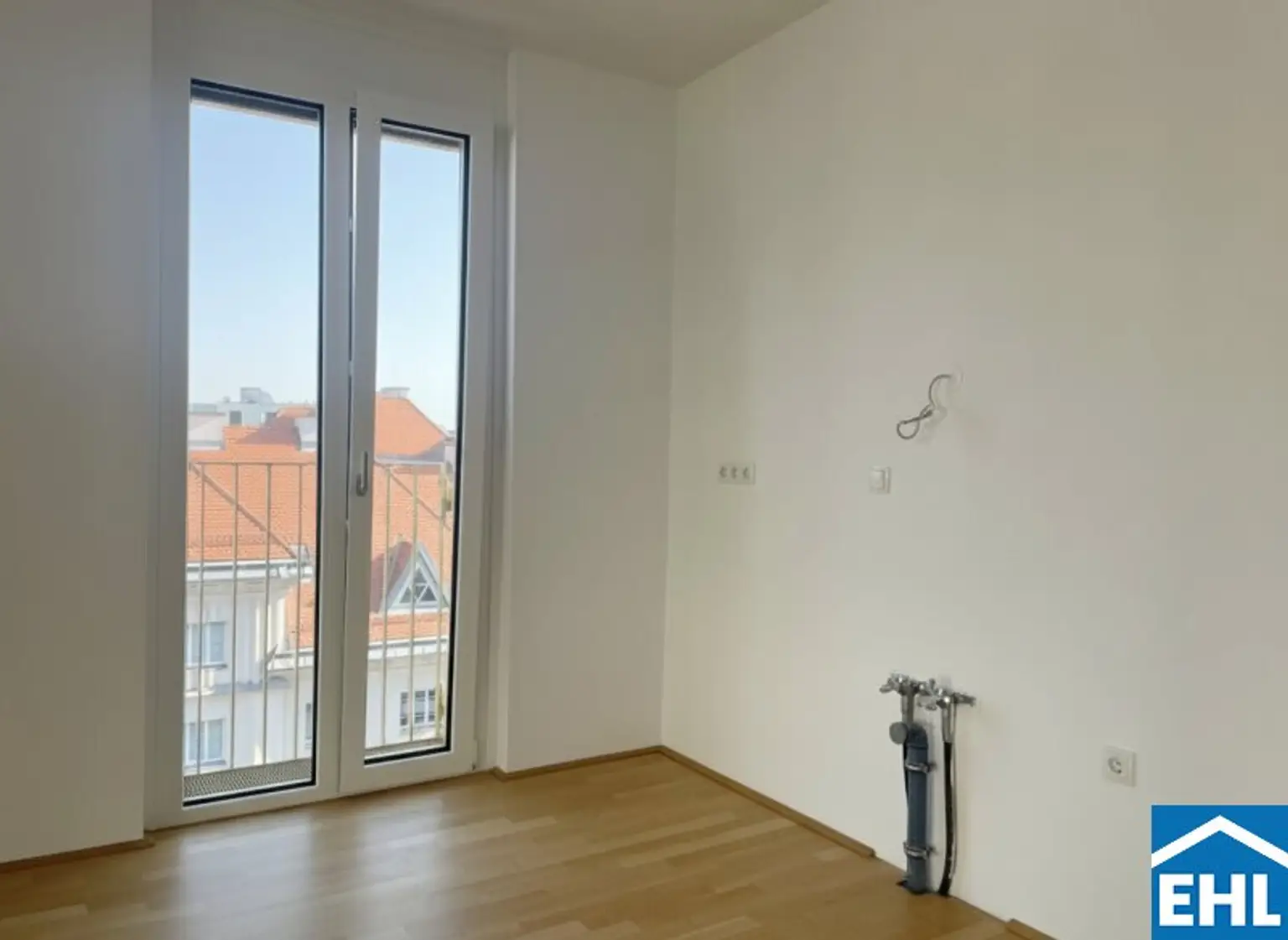 Stadtnah. Lichtdurchflutet. Mit Balkon und Stil.