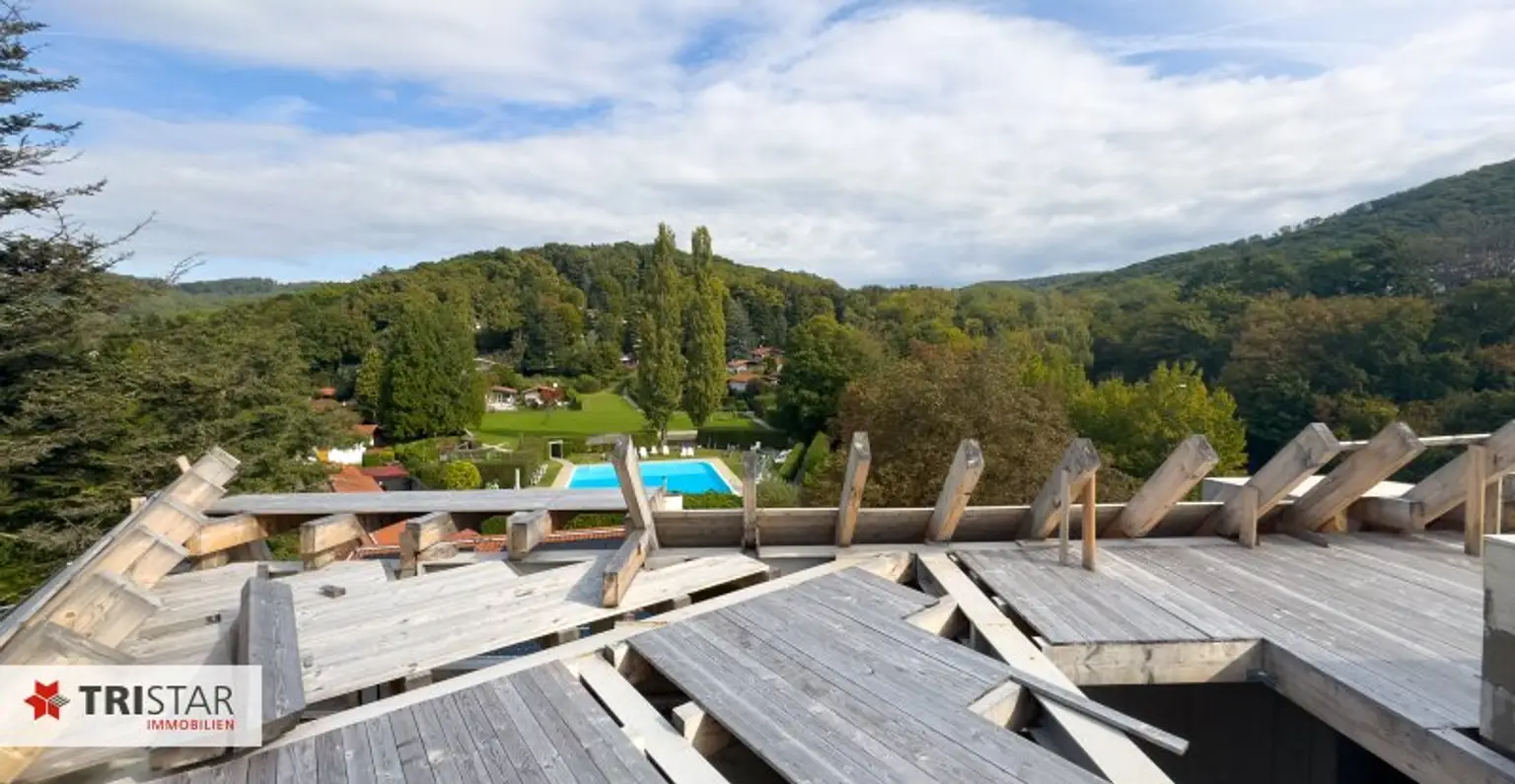 Investment am Wolfersberg · Architektur & Natur vereint! 18 Einheiten, 26 Garagenplätze, Dachgärten mit Pool – Waldpanorama !