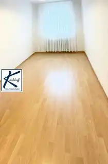 Gäste- oder Arbeitszimmer