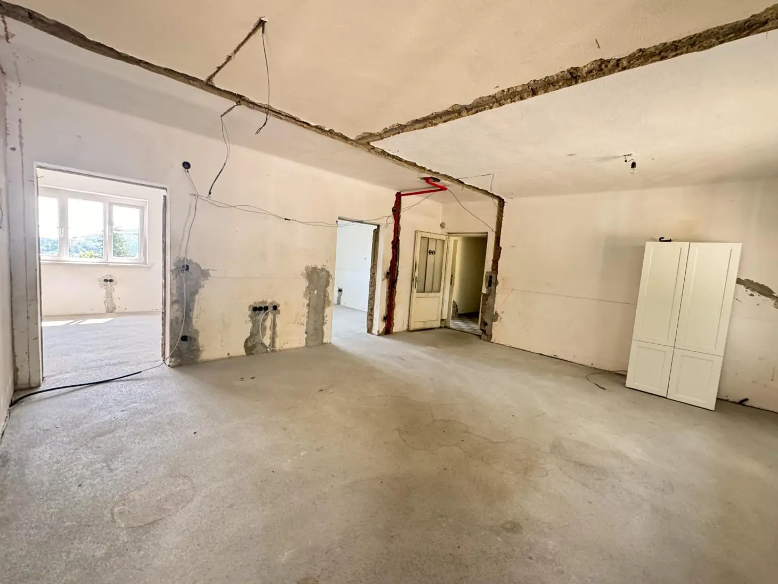 Großzügiges Wohnhaus mit 4 Wohneinheiten in herrlicher Aussichtslage - nähe Graz