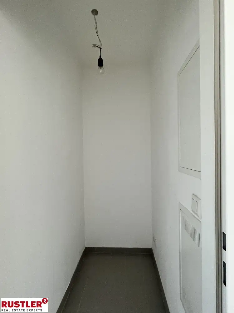 AB JÄNNER 2026 VERFÜGBAR **Ihr perfekt angelegter Wohntraum direkt *im 22. Bezirk**