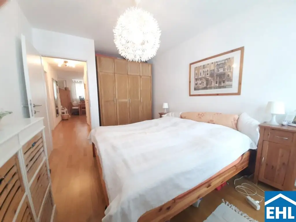 Moderne 3-Zimmer-Wohnung mit Balkon und Garagenstellplatz