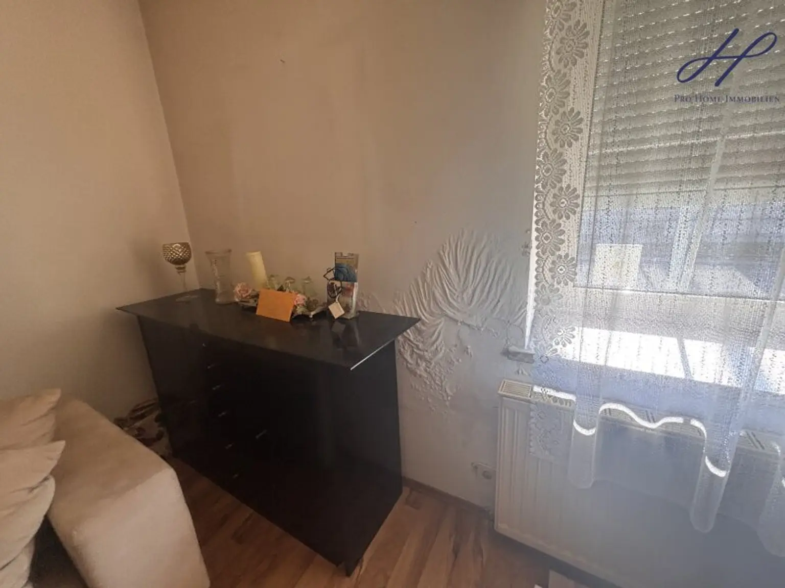 Feuchtigkeitsschaden_Wohnzimmer