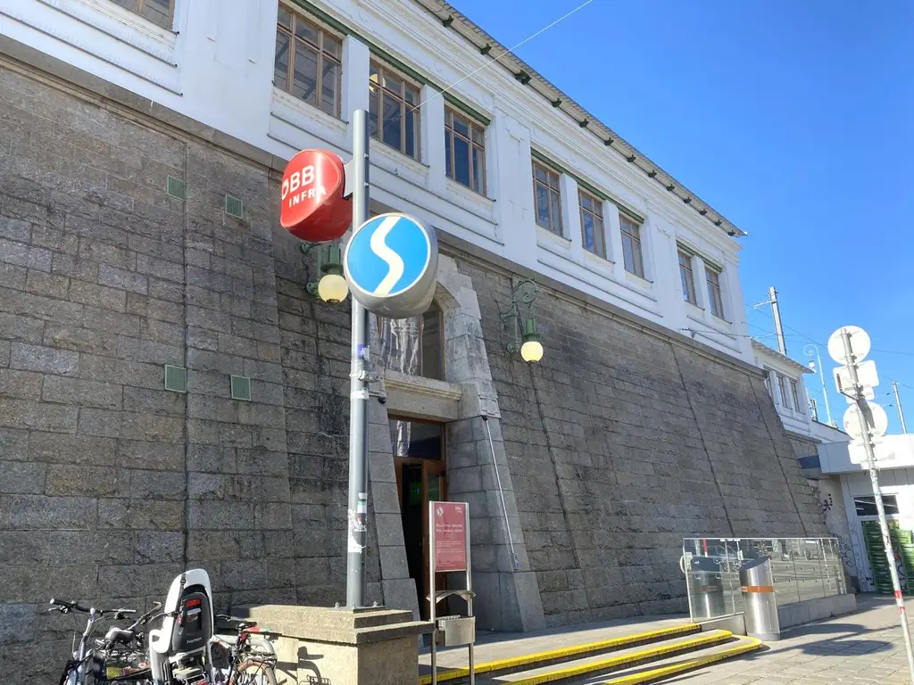 3-Zimmer-Wohnung nahe Gersthofer Platz u. Türkenschanzpark