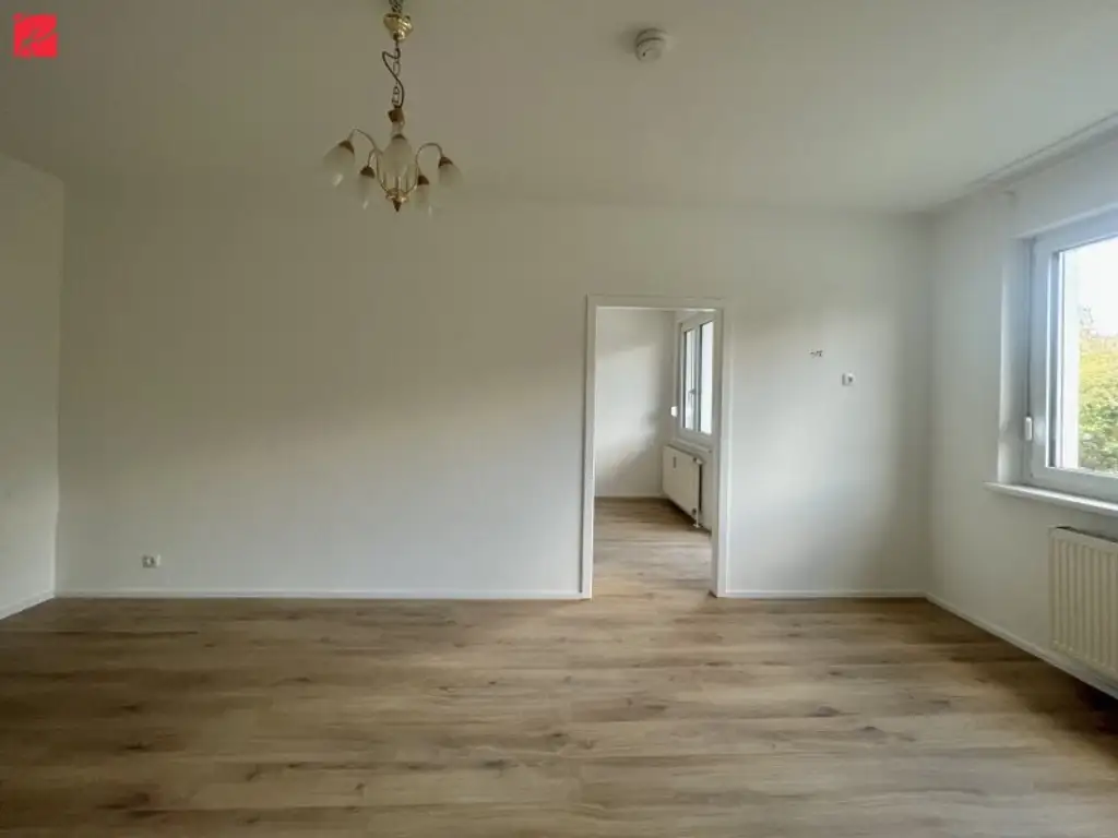 Renovierte 2-Zimmer-Wohnung inkl. Parkplatz!