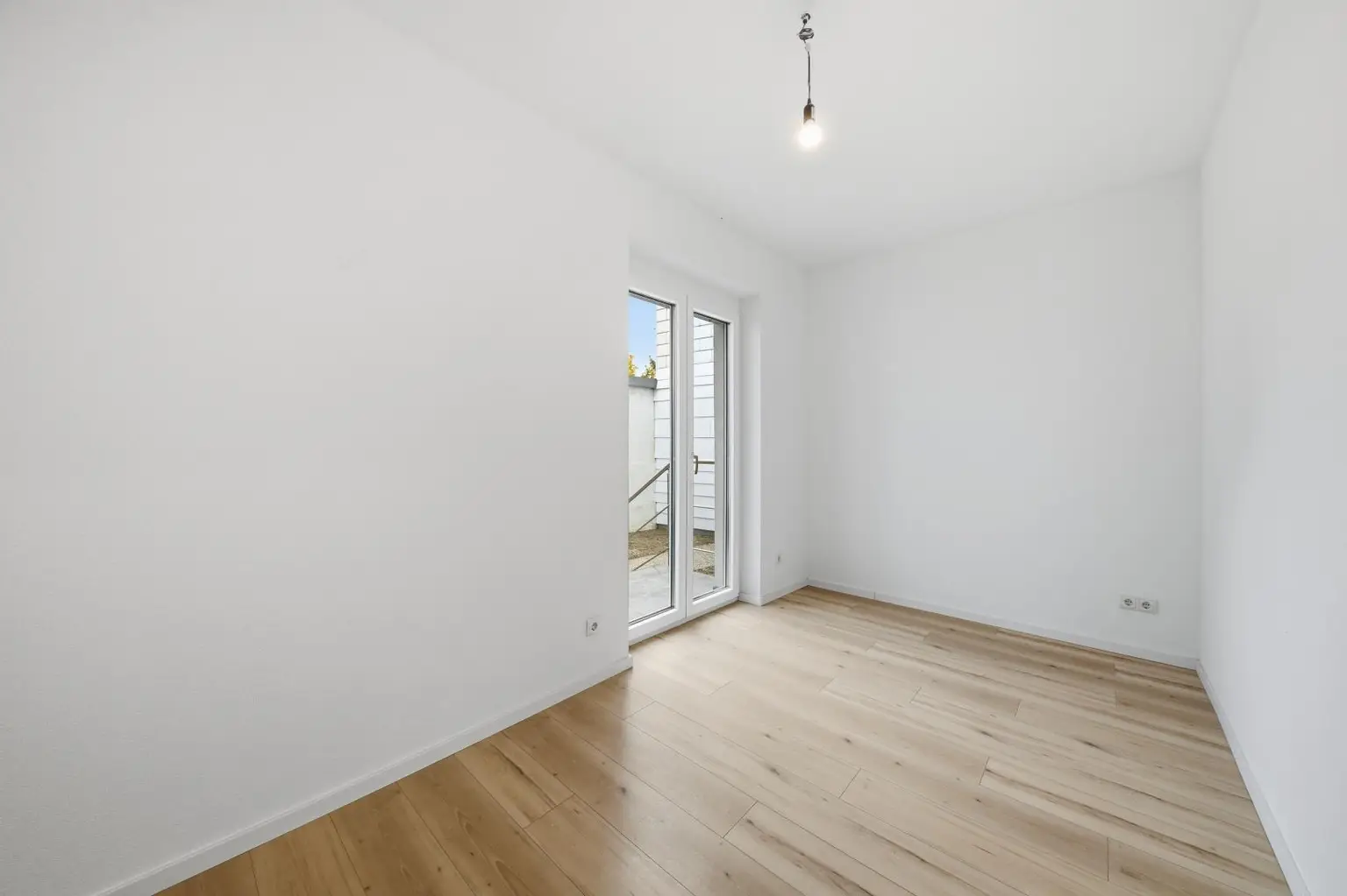 ERSTBEZUG NACH SANIERUNG - 2,5 Zimmer Gartenwohnung in Eggenburg!