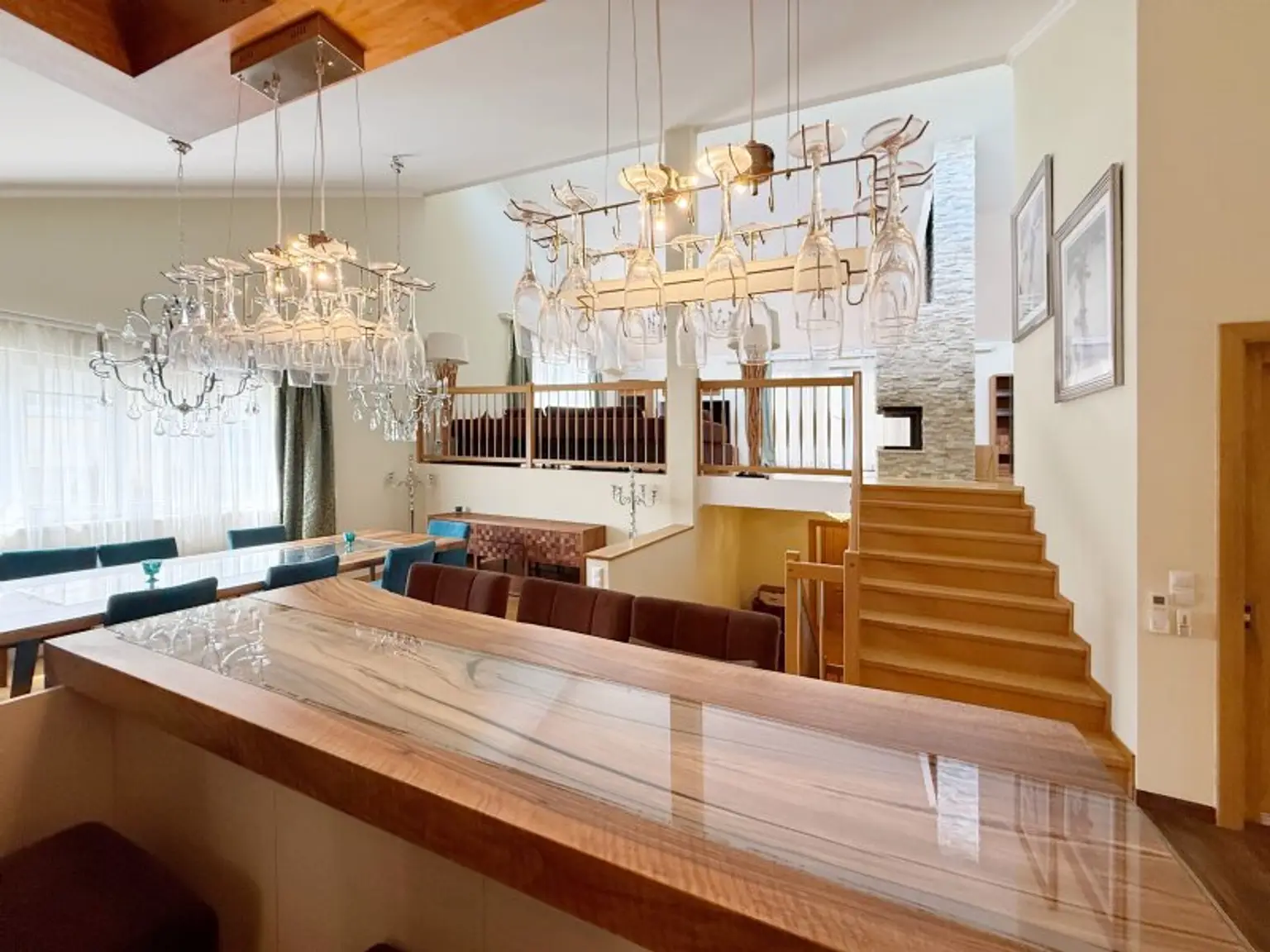 Move Right In: Fully Furnished Family Home in Weidling – 360 m²