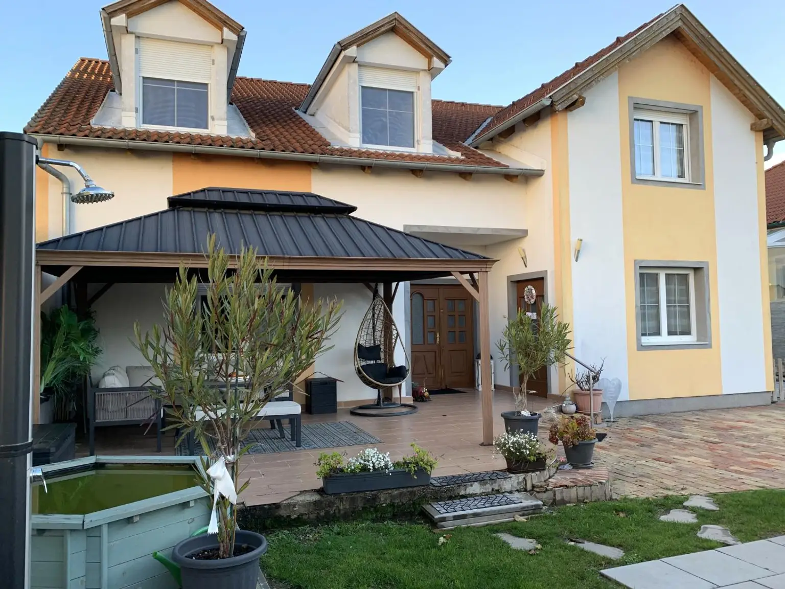 Zweifamilienhaus in Illmitz Gartenansicht