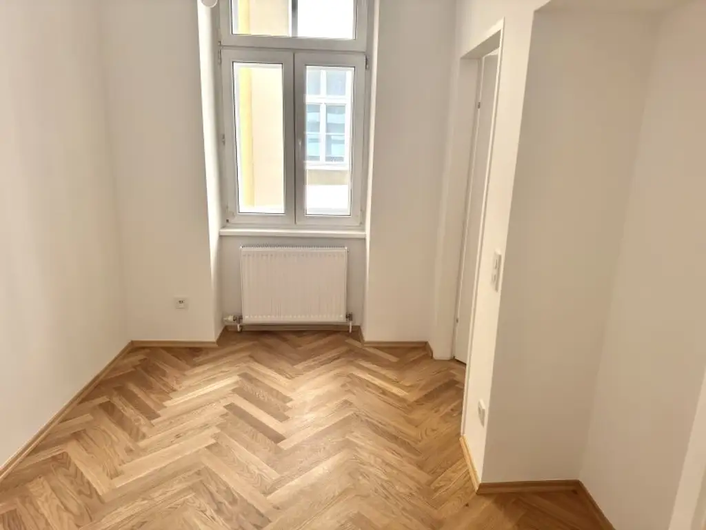 Helle Altbauwohnung mit Charme - Hochwertig sanierte 2-Zimmer-Wohnung im 3. Bezirk