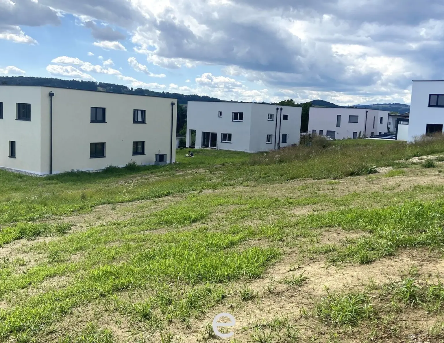 Sonnige Baugrundstücke für Mehrparteinhaus in Katsdorf