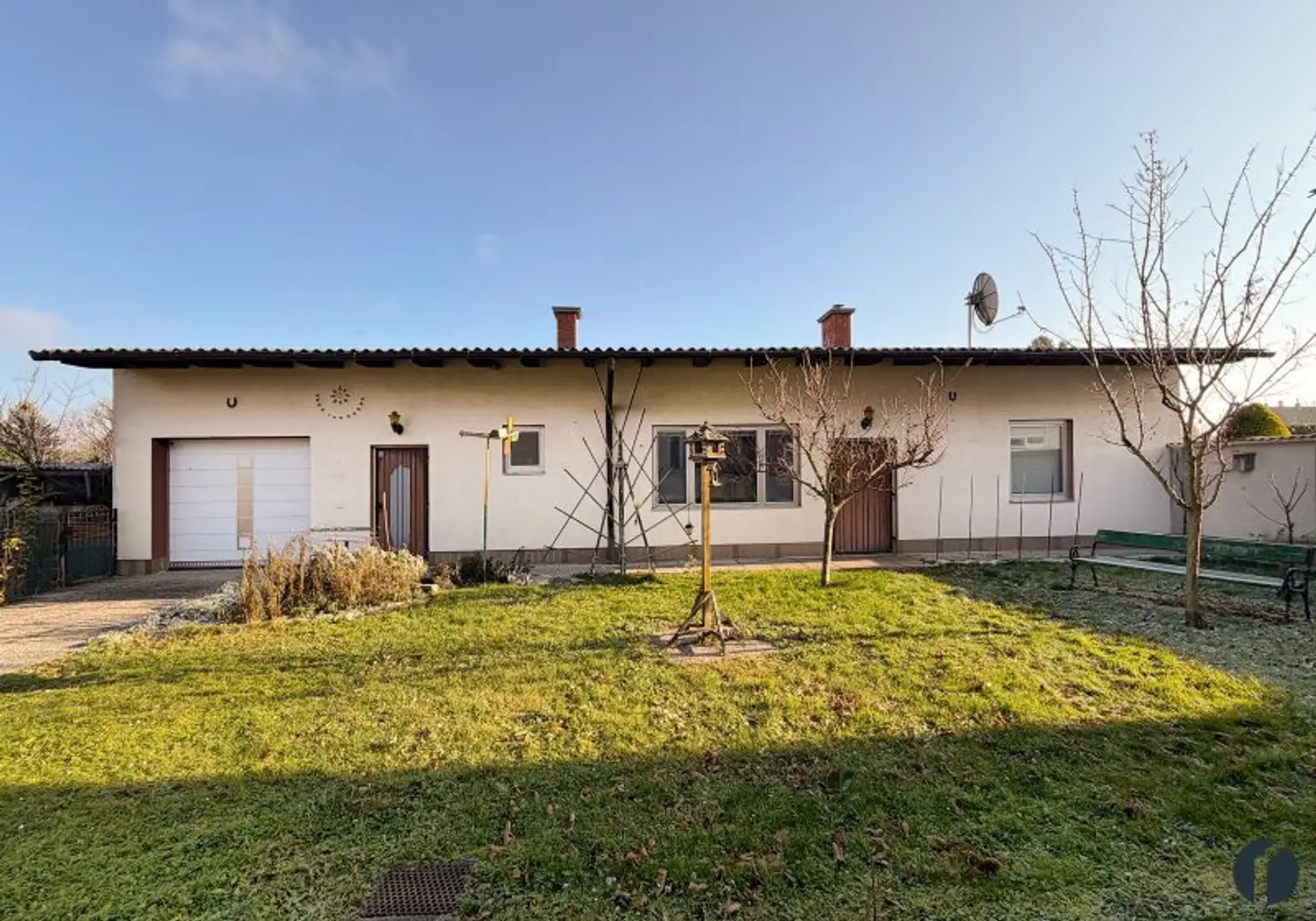 Gartenansicht vom Nebengebäude