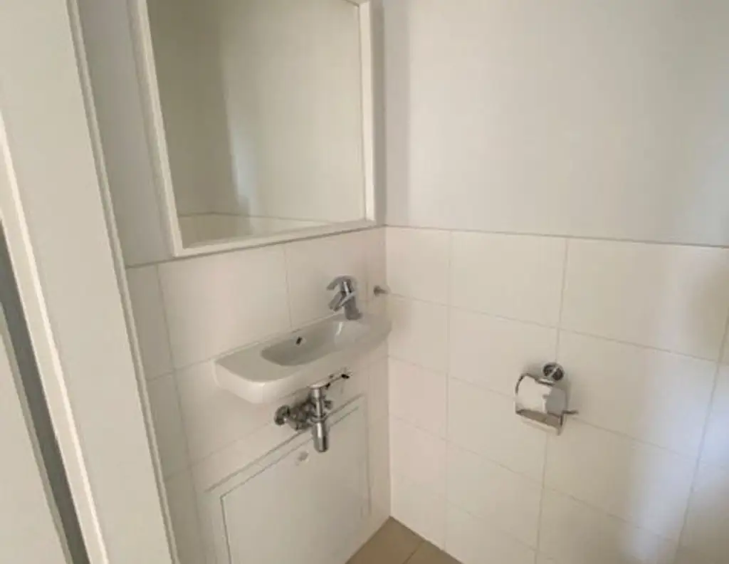 Neuwertige 2-Zimmer-Wohnung mit Loggia in 1100 Wien - Ideal für Vorsorge!