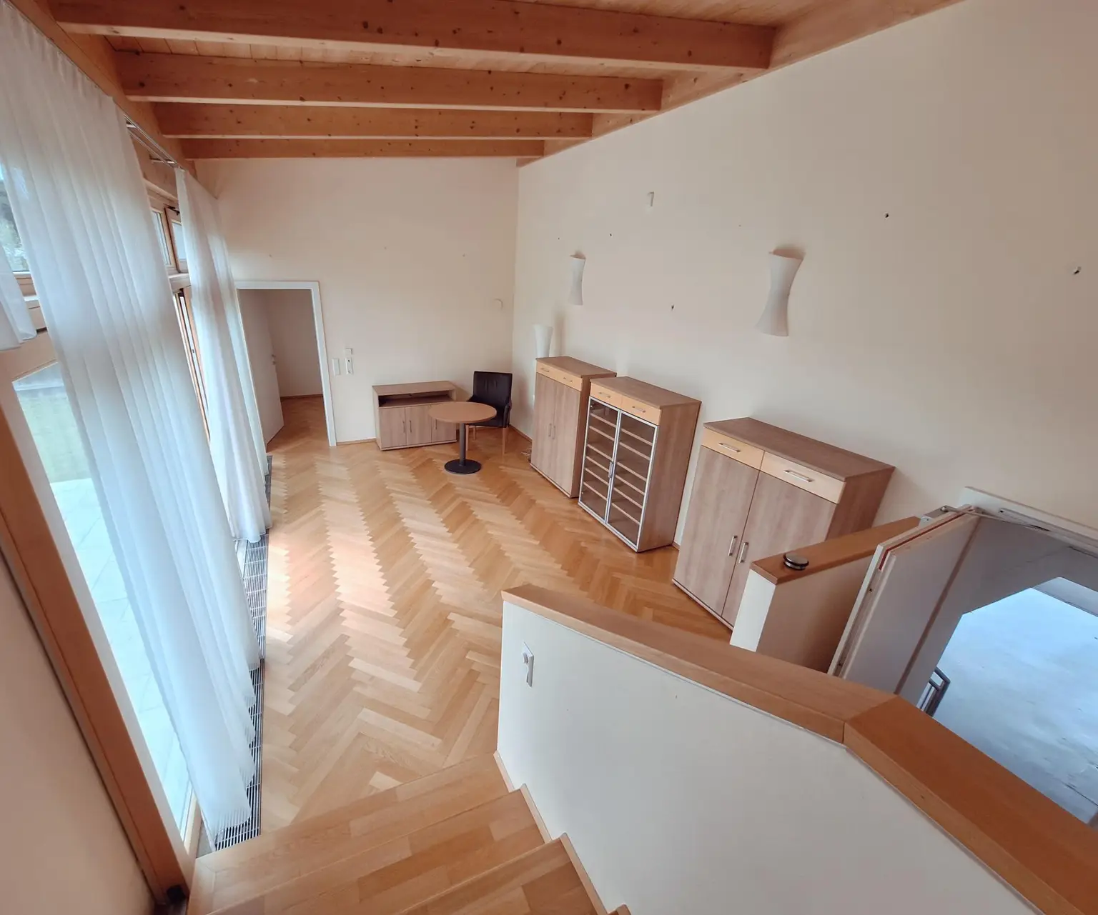 VILLA IN HAINFELD - WOHNEN UND ARBEITEN MÖGLICH