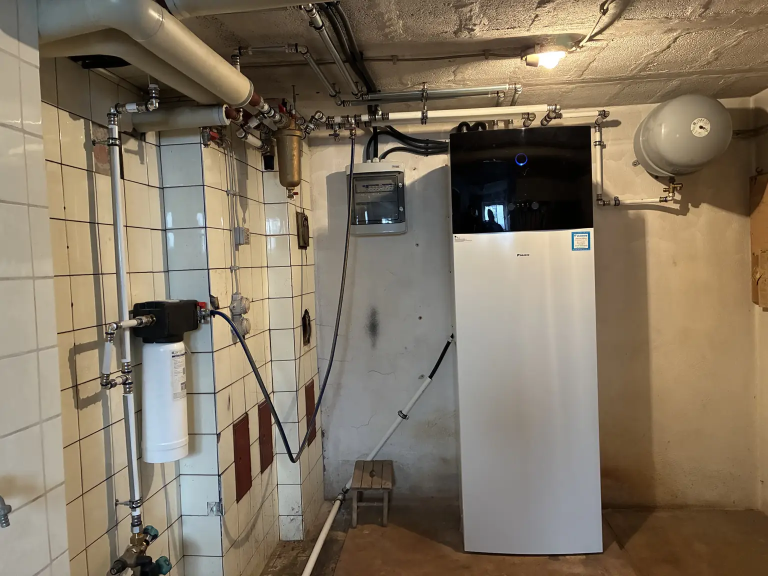 Keller mit Wärmepumpen Speicher