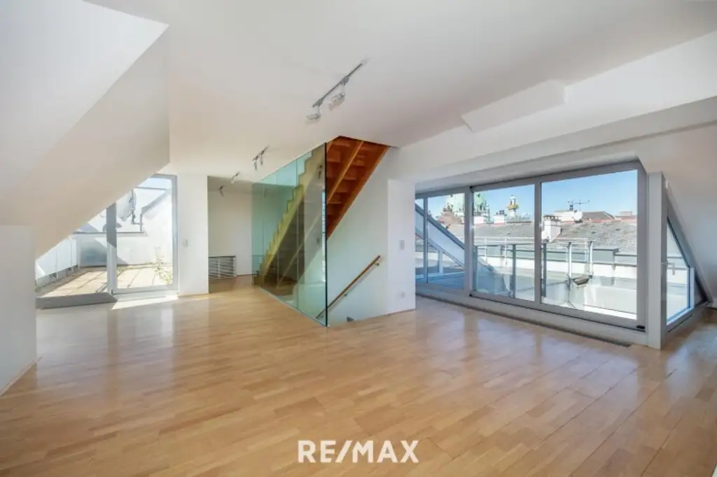 Über den Dingen: Terrassen-Maisonette mit Wiener Skyline