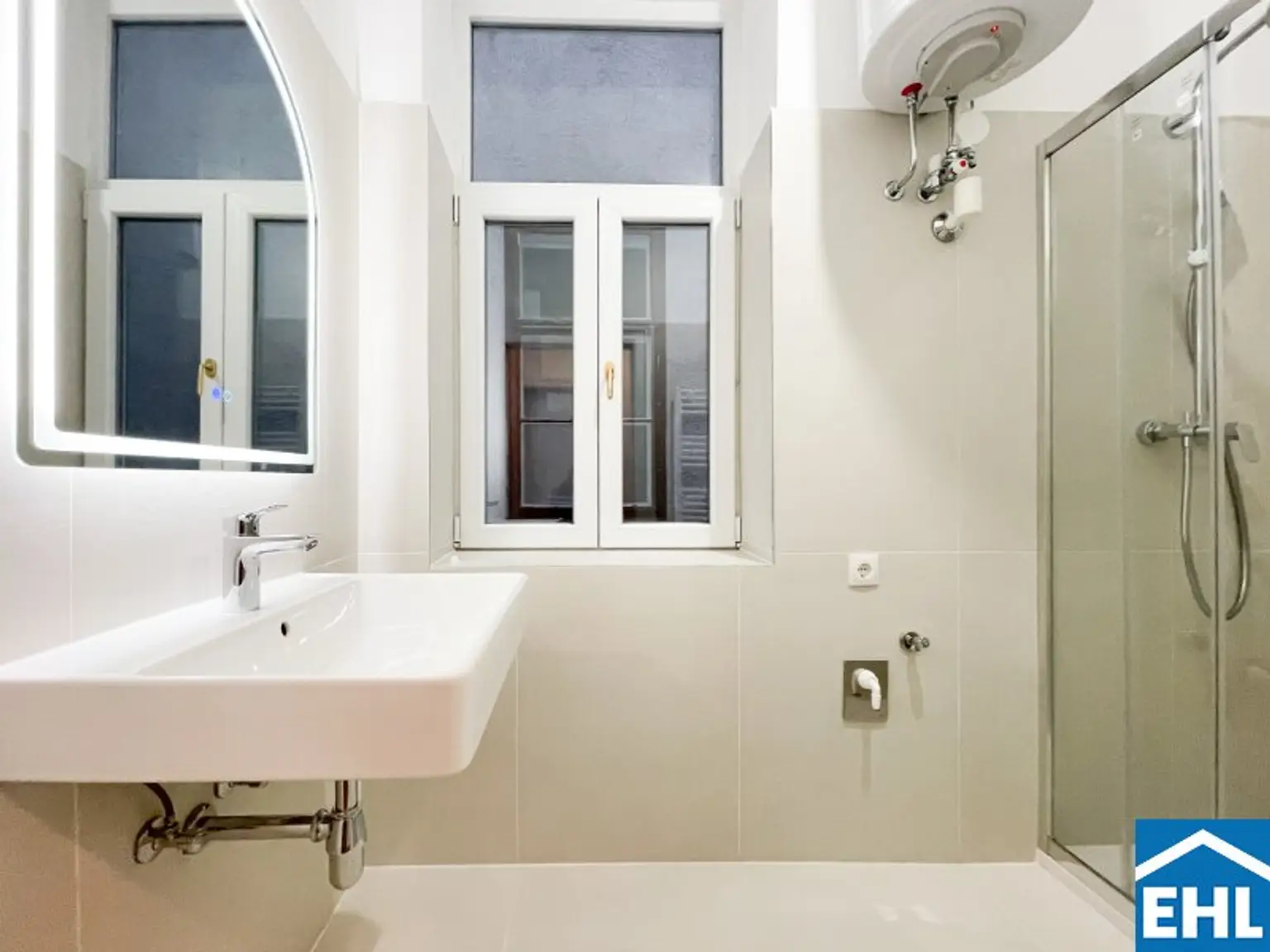 2,5 Zimmerwohnung in Wiener Altbau Nähe Türkenschanzpark