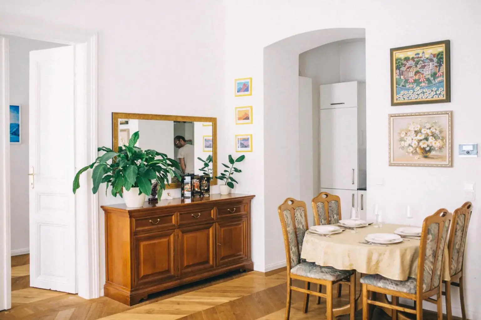 Urbaner Altbaucharme trifft modernes Wohngefühl – Ihr neues Zuhause im 9. Bezirk