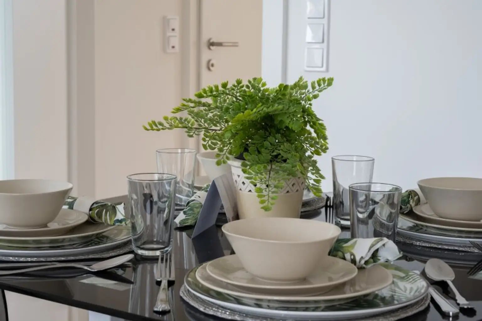 2 Zimmer Dachgeschoss mit traumhafter Dachterrasse
