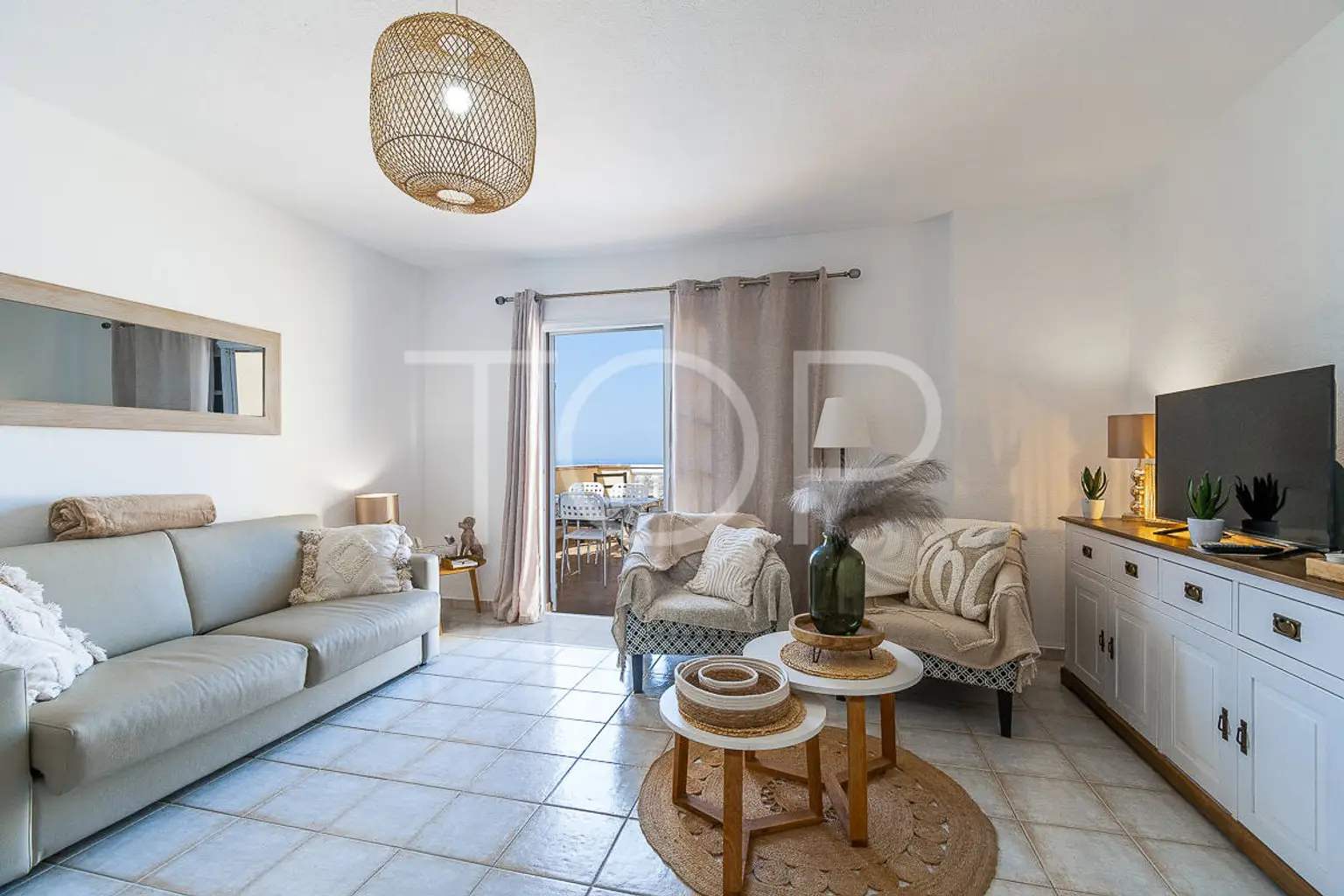 Apartment-Torviscas-Livingroom-Tenerife-1