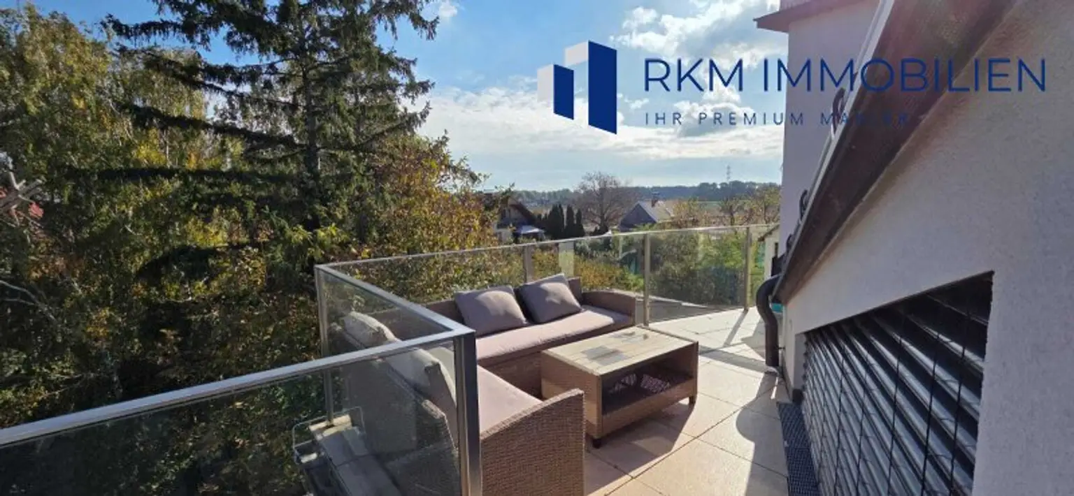 Neuwertige Maisonette in 1220 Wien: 4 Zimmer, Balkon, Terrasse & KFZ-Stellplatz!