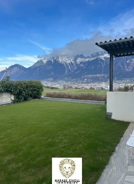 Charmantes Einfamilienhaus mit zwei Gärten und Panoramablick in Aldrans